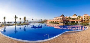 Pool_actividades_OCT_09-300x143 Hotel Ocean Coral & Turquesa, México