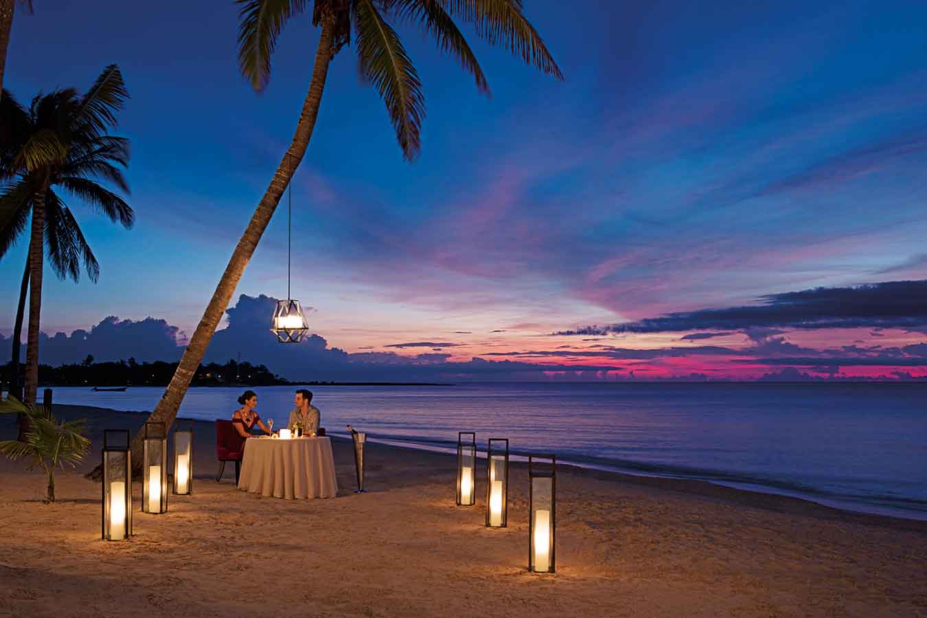 SEARM_RES_RomanticDinner_Beach_2---Copy