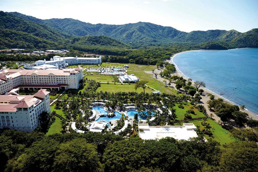 HBOutdoorsdayview-1 Top 7 Caribbean Resort Casinos That You Can't Miss