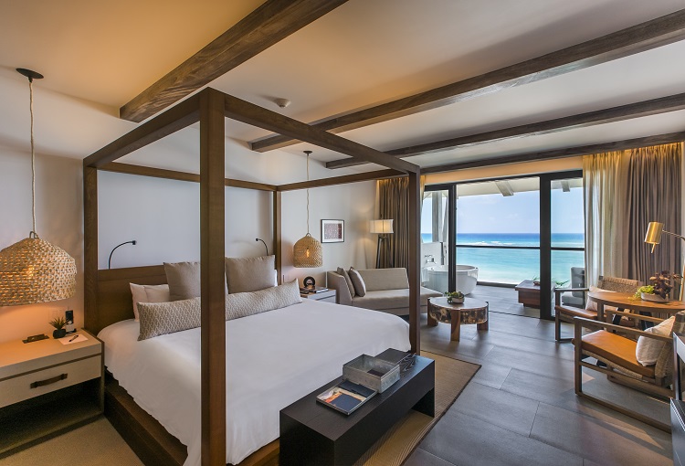 Alcoba king room at UNICO 20°87° in Riviera Maya