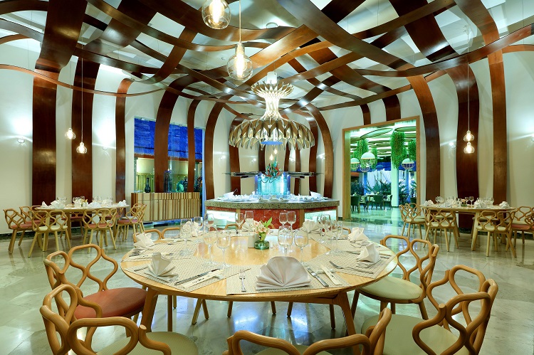 Chang Thai restaurant at Grand Palladium Colonial Resort & Spa in Mexico