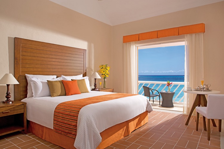 Deluxe Ocean View room at Sunscape Sabor Cozumel