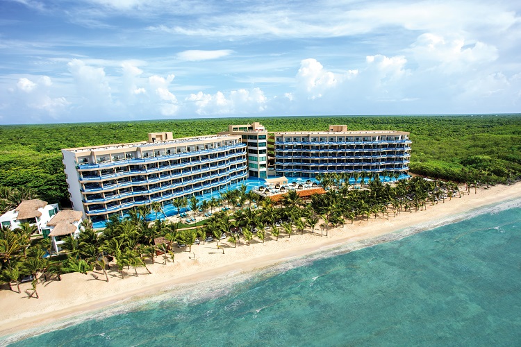 Aerial view of El Dorado Seaside Suites in Mexico