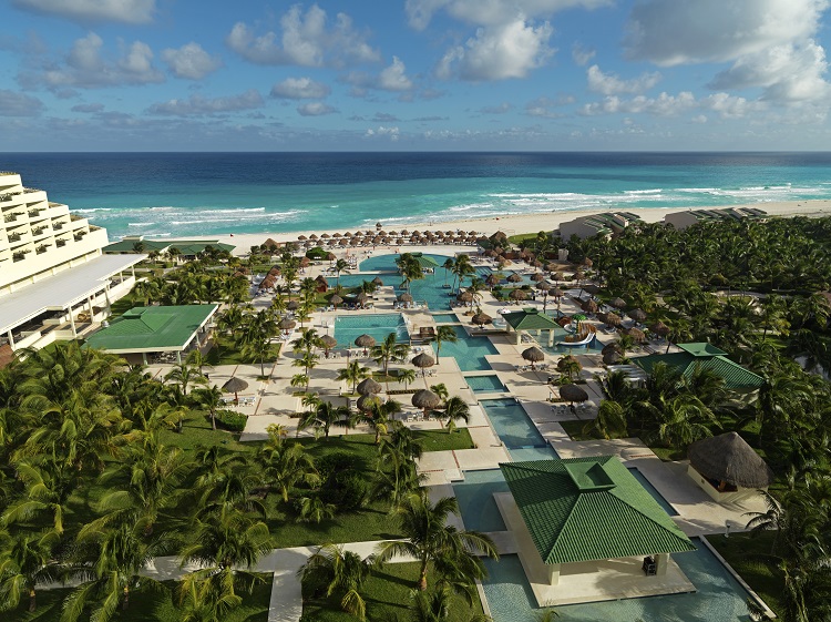 Resort view of Iberostar Selection Cancun in Mexico