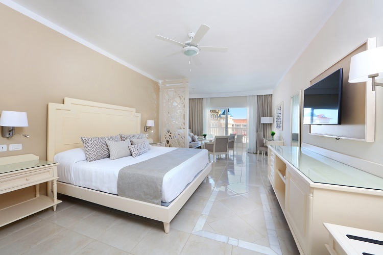 Junior suite at Fantasia Bahia Principe Punta Cana