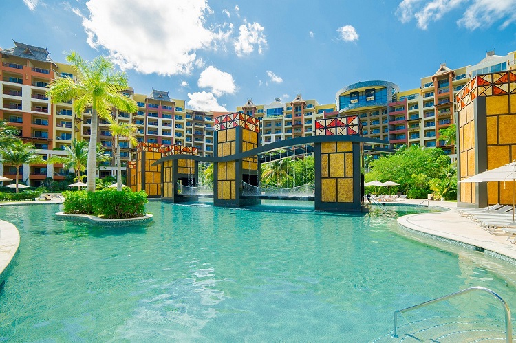 Pool at Villa del Palmar Cancun in Mexico