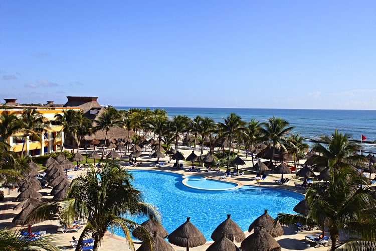 Pool at Grand Bahia Principe Tulum in Mexico