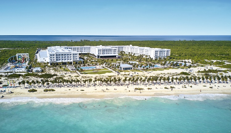 Best places to stay in Cancun | Riu Dunamar