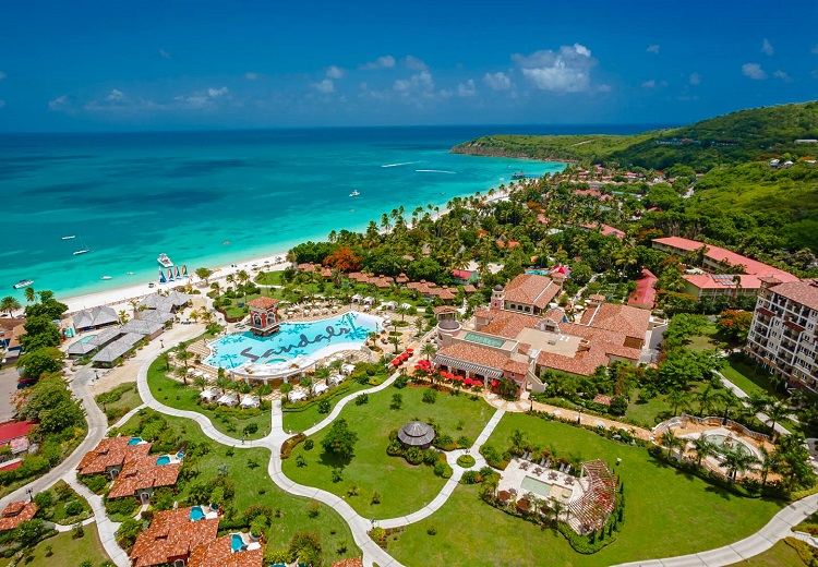 Best places to stay in the Caribbean | Sandals Grande Antigua Resort & Spa