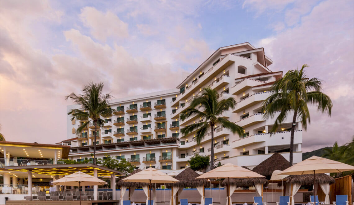 Best All Inclusive Resorts in Puerto Vallarta for Adults