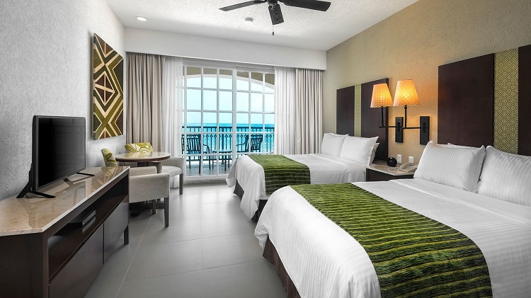 Double room at Hotel Marina El Cid Spa & Beach Resort in Mexico