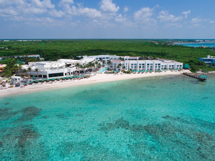 Aerial view of Sunscape Akumal Beach Resort & Spa in Mexico