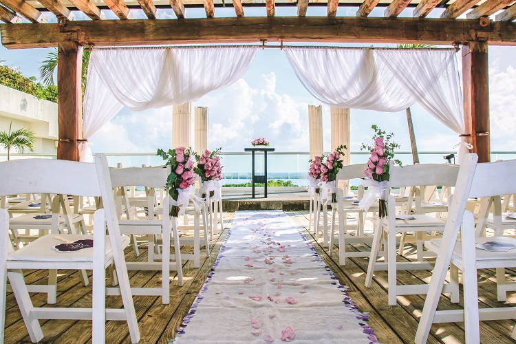 Wedding gazebo at Now Emerald Cancun in Mexico