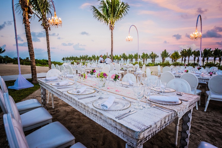 Wedding reception at Riu Palace Costa Mujeres in Mexico