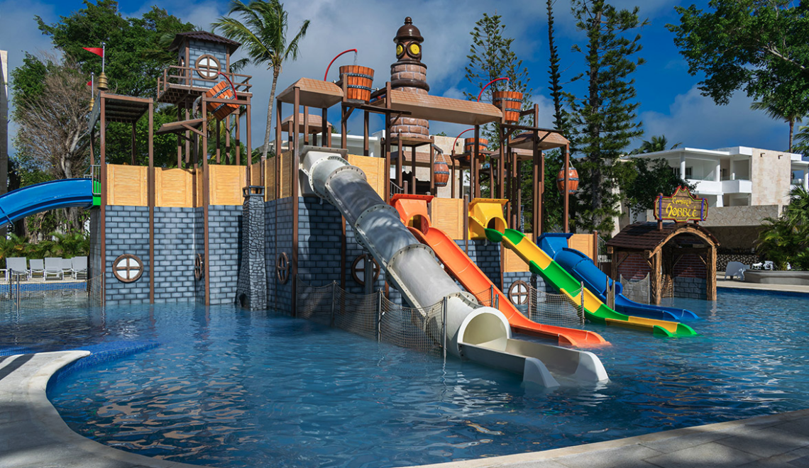 Top 5 Family Friendly Resorts for Families With Infants and Toddlers