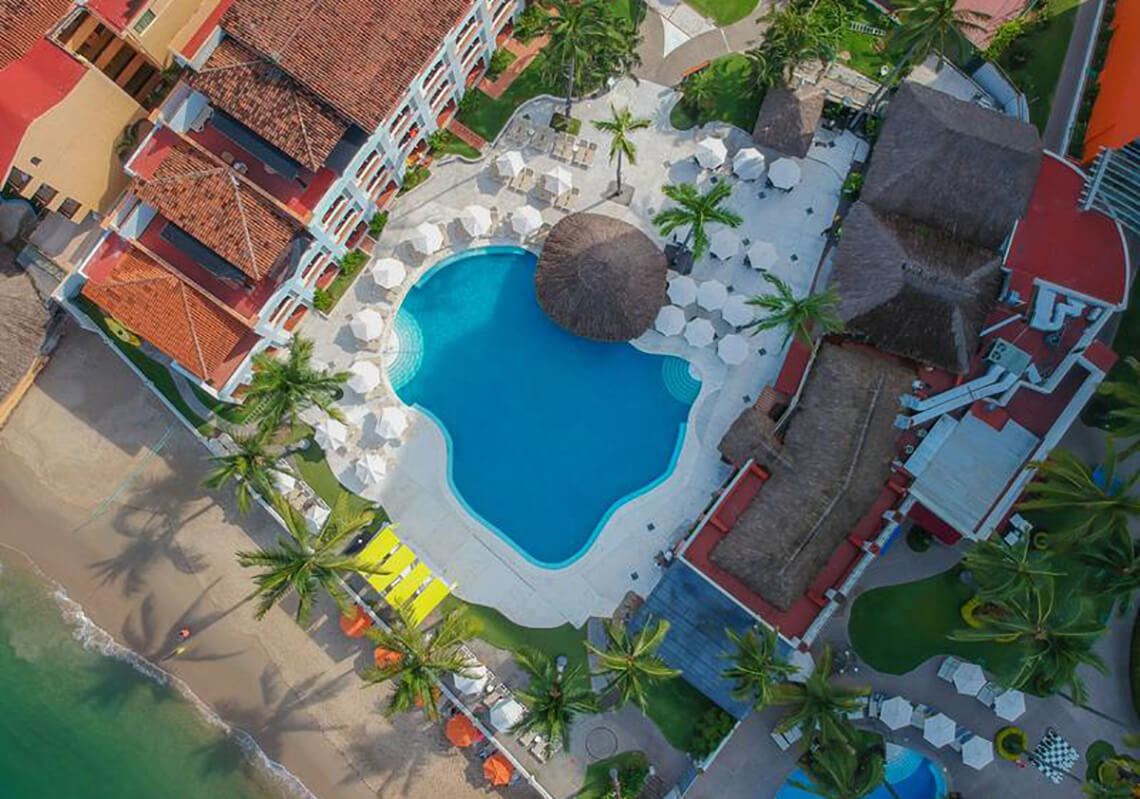 Plaza Pelicanos Puerto Vallarta
